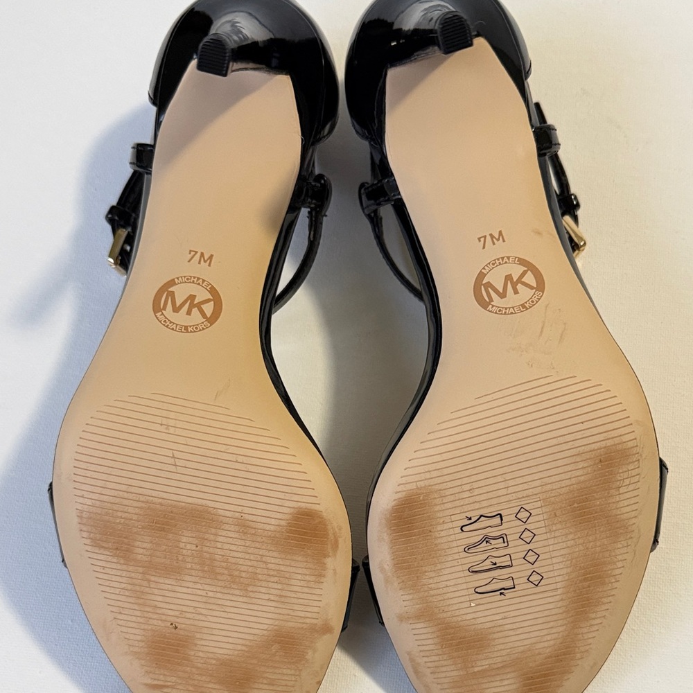 Michael Kors Black Patent Heels size 7 - Picture 3 of 16